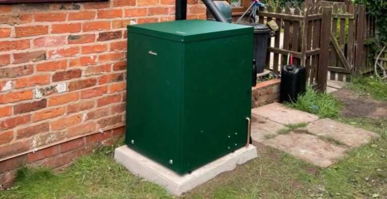 oil boiler engineer in the Midlands
